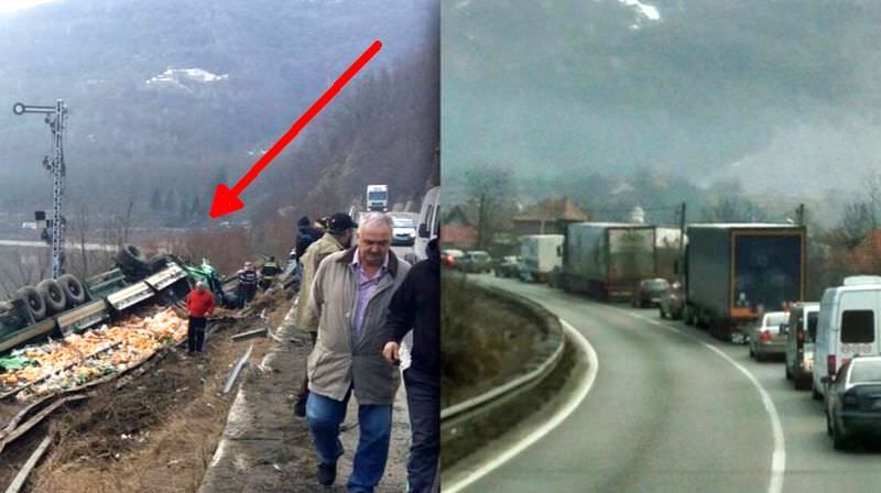 video foto un tir plin cu băuturi răcoritoare s-a răstunat peste calea ferată pe valea oltului la câineni