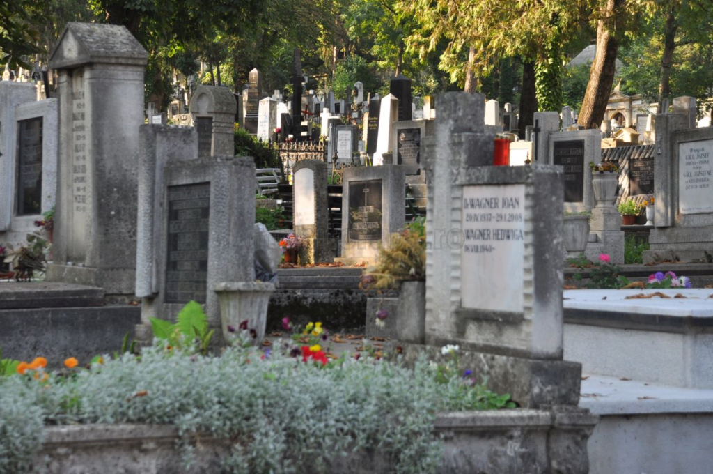 cimitirul din mediaș se extinde cu peste 300.000 de lei