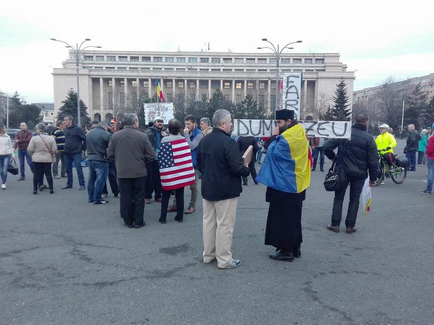 Protest anunțat pe facebook în București: "Stop Joc. În Democraţie, Corupţii Stau La Puşcărie”