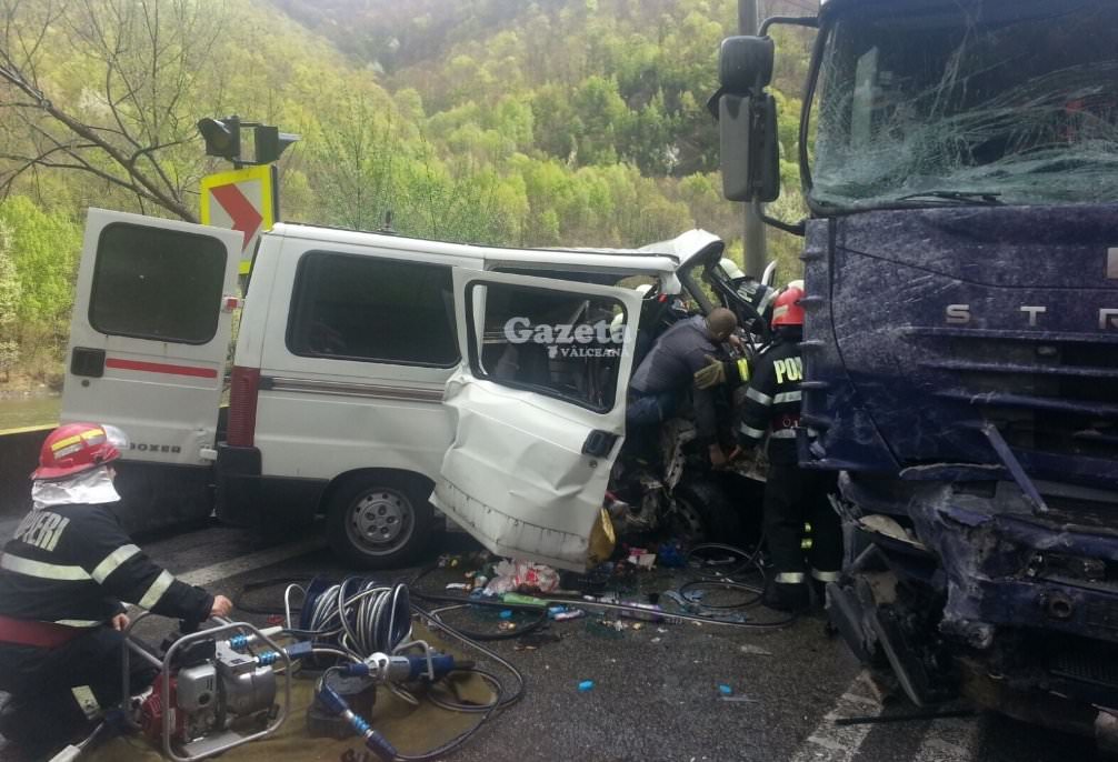 update foto - accident mortal pe valea oltului la lotrișor. traficul a fost blocat aproape două ore