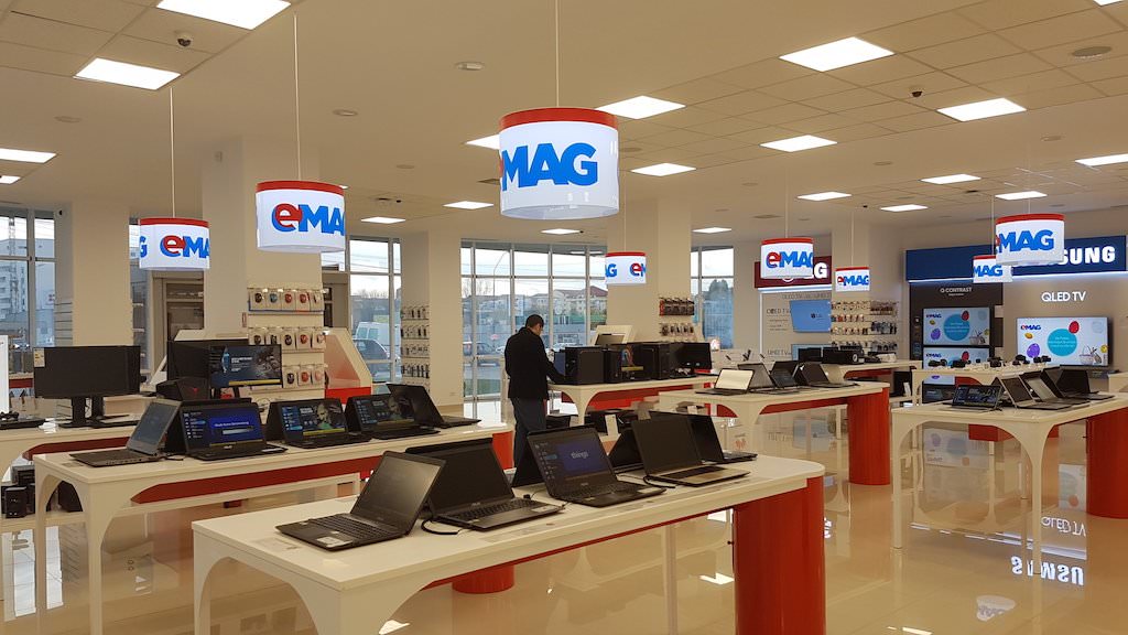 video foto – emag deschide vineri showroom-ul de la sibiu. cum arată și ce puteți cumpăra