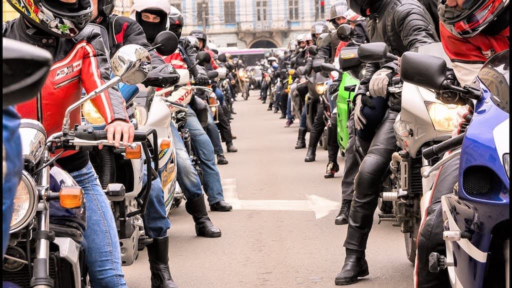 mars al motocicliștilor în weekend la sibiu. participă peste 200 de motoriști