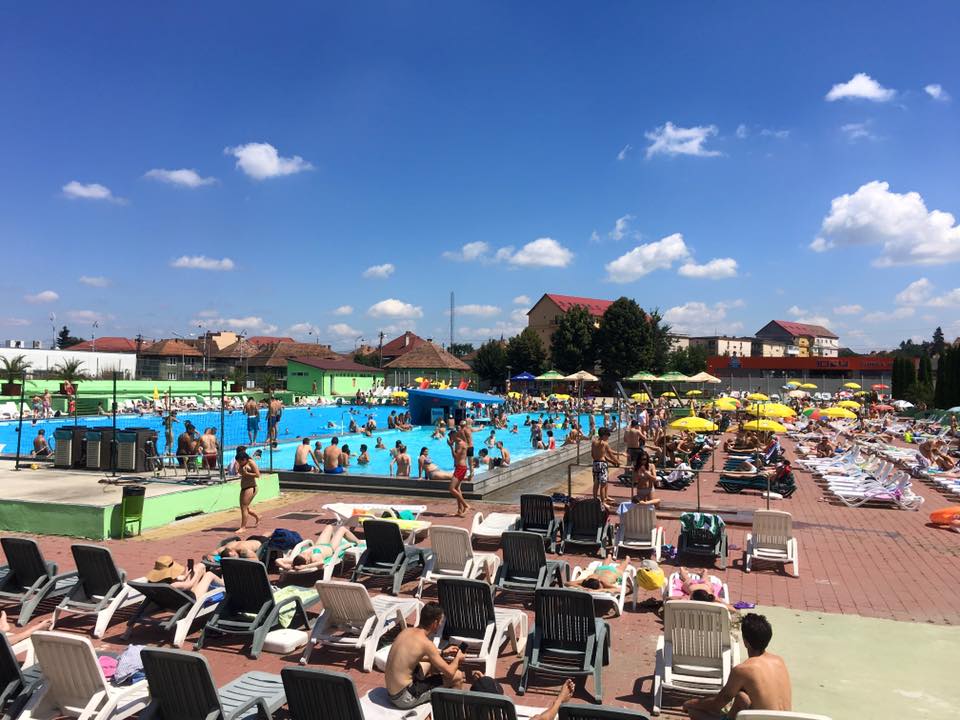 aqua fun, singurul ștrand din sibiu, se deschide joi