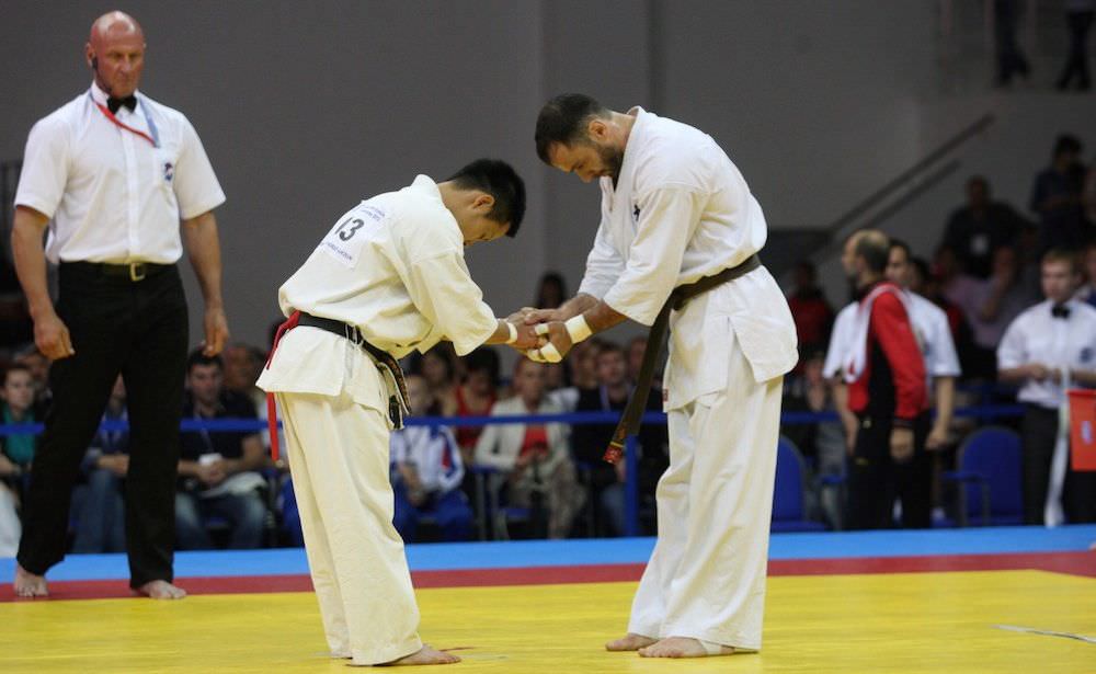 s-au pus în vânzare bilete pentru campionatul mondial de karate de la sibiu