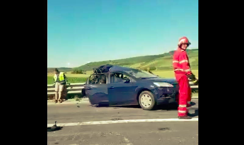 update video foto accident pe autostrada orăștie - sibiu la ieșirea spre mediaș. două persoane încarcerate