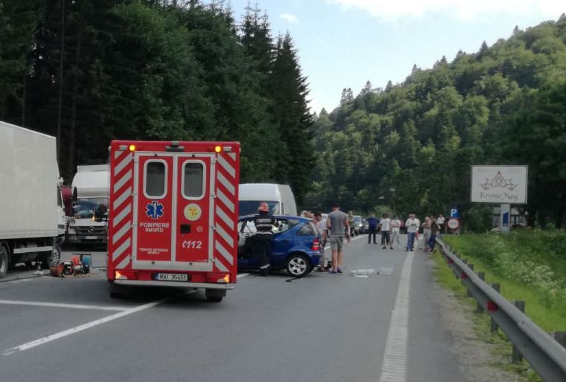 VIDEO FOTO – Tânără gravidă din Sibiu decedată într-un accident pe DN1. Fostul baschetbalist George Tănase a adormit la volan