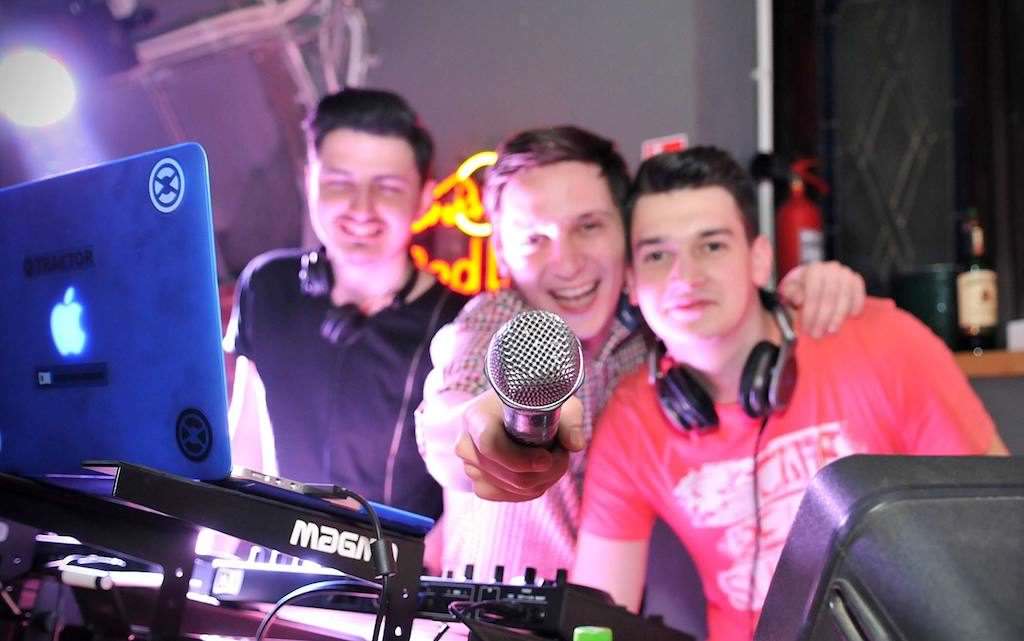 video s-a reluat cel mai cool party studențesc din sibiu. petrecerile de la cotton fac furori