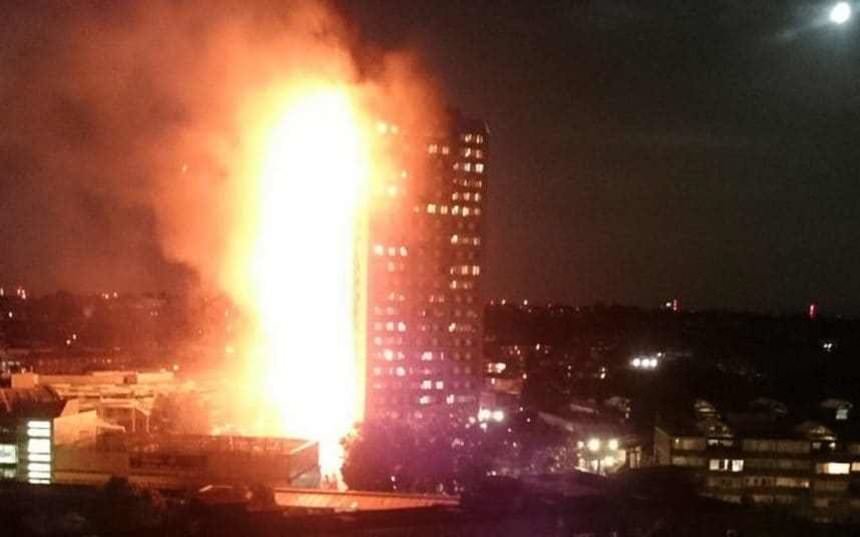 live video – incendiu puternic în londra. treizeci de persoane duse la spital