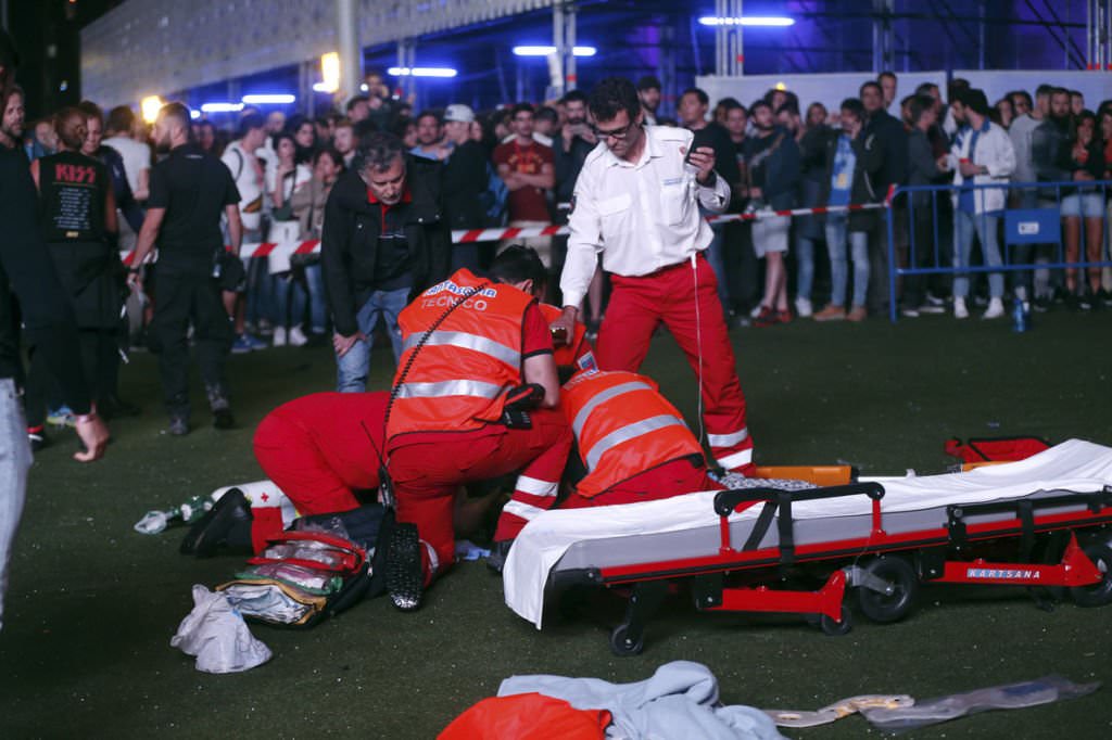 video: un acrobat a căzut de la 28 de metri în fața a zeci de mii de oameni la madrid