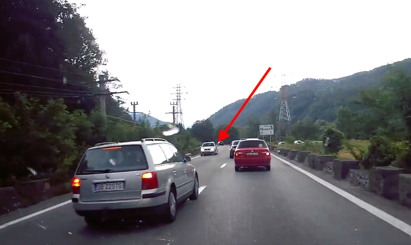 video – depășire a unui sibian pe valea oltului. inconștiență crasă la volan