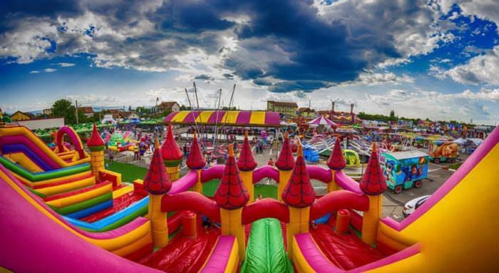 weekend la sibiu - mega parc de distracții în târgul obor, volei pe plajă, spectacole și party-uri