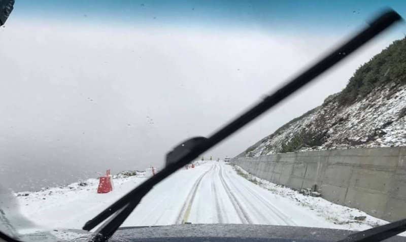 video – foto ninsoare pe transalpina în plină vară. nu e o glumă