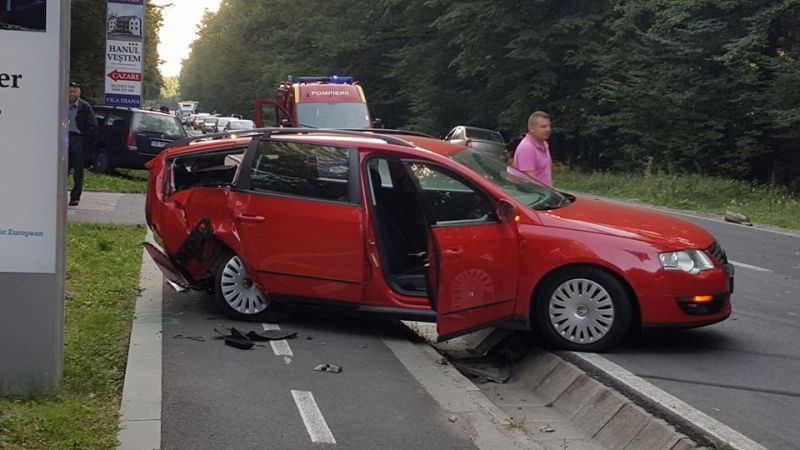 update foto calea dumbrăvii blocată total în urma unui accident