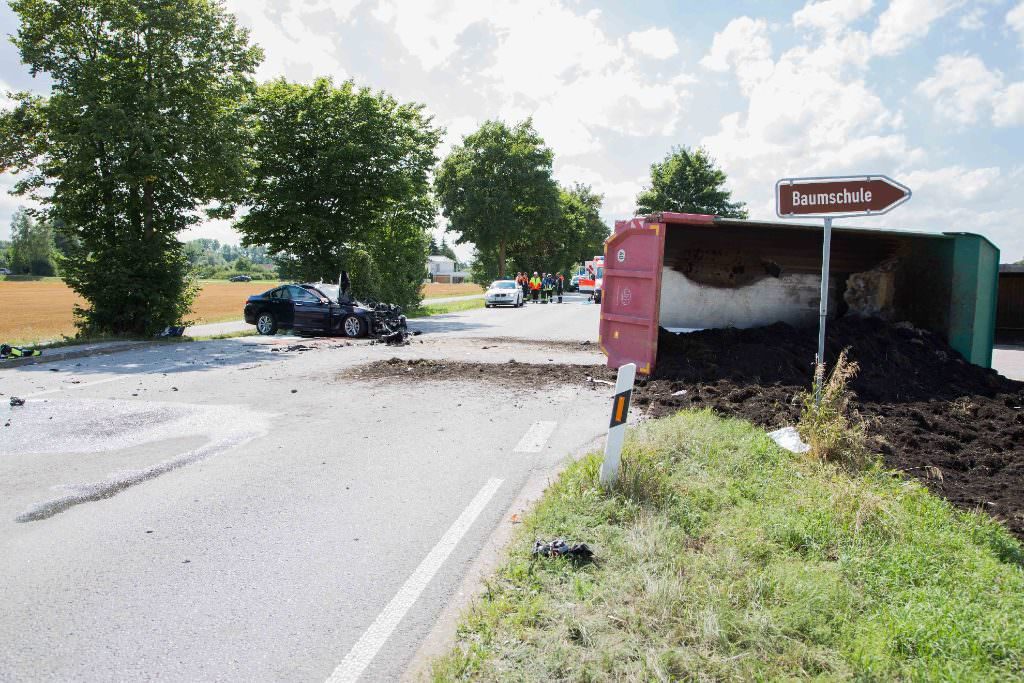 FOTO – Tânăr din Mediaș decedat într-un accident îngrozitor în Germania. Se strâng bani pentru a fi adus acasă