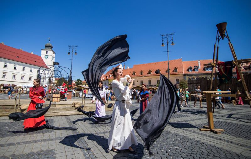 începe un weekend medieval la sibiu. sunt multe evenimente faine în oraș