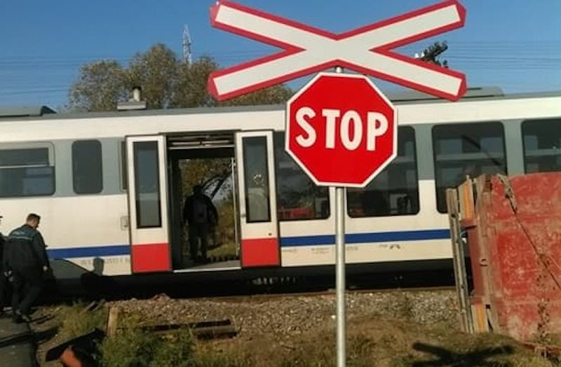 femeie lovită de un tren pe valea oltului