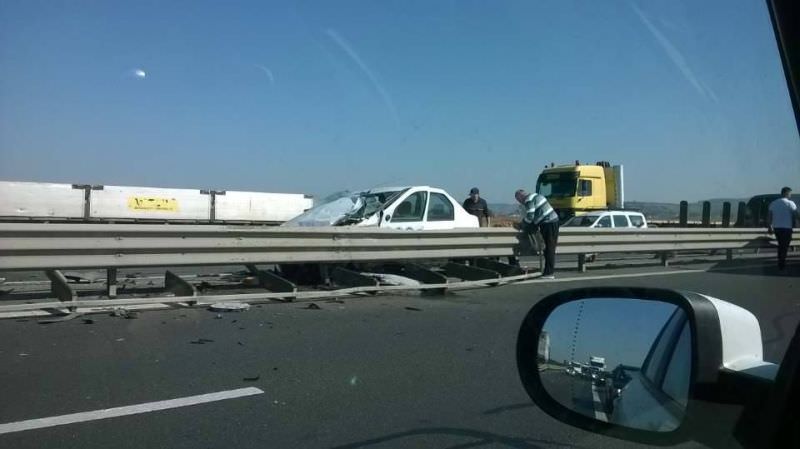 UPDATE FOTO - Accident pe A1 între Sibiu și Săliște. Cel puțin un rănit