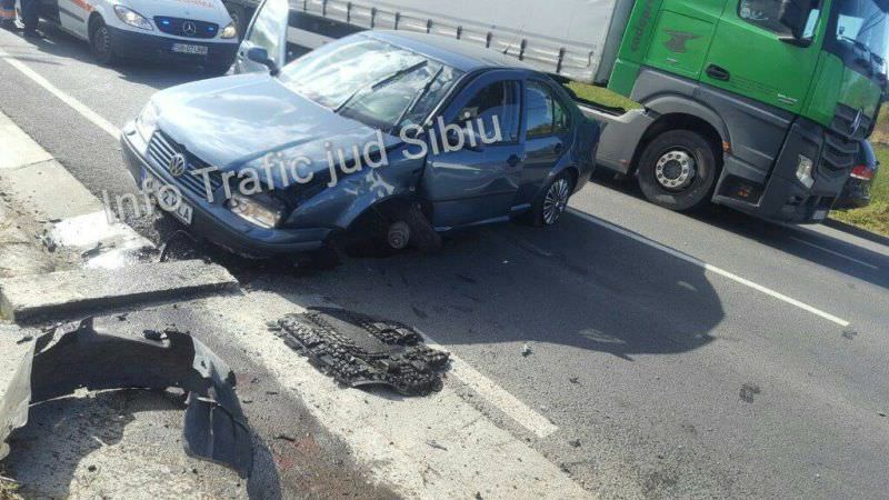 update foto - accident grav pe dn 14 la șura mare. o femeie gravidă este rănită