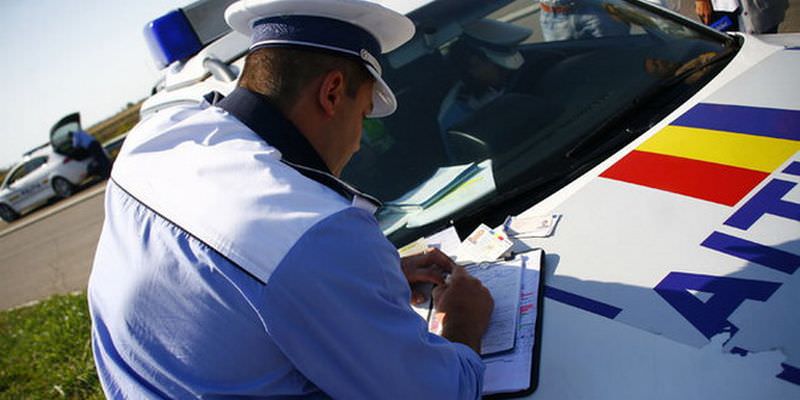 Tânăr din Biertan arestat – Conducea fără permis, o autoutilitară furată