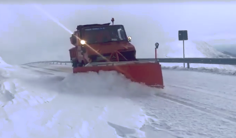 update video – trafic închis pe transfăgărășan între bâlea lac și bâlea cascadă. au căzut stânci pe drum