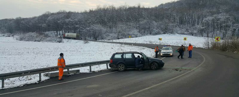 UPDATE FOTO Accident cu patru victime la Ruși. Două mașini implicate