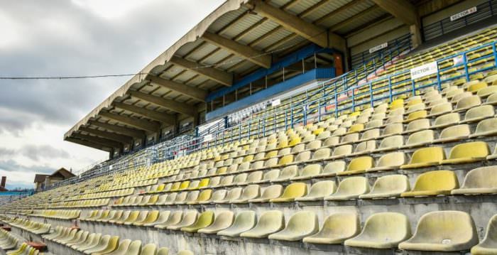 primăria a anunțat oficial demararea primelor lucrări la stadionul municipal. costă aproape două milioane de euro