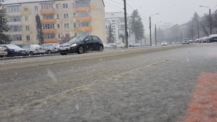 UPDATE VIDEO FOTO Prima ninsoare face ravagii la Sibiu. Situația în timp real din tot județul