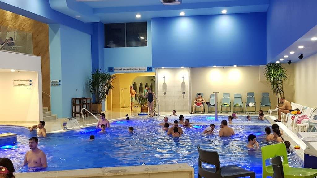 video foto cea mai nouă piscină din sibiu. zona aqua are 1.200 metri pătrați