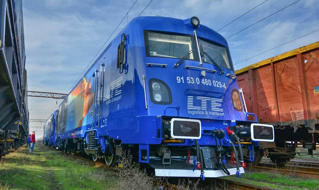 foto locomotivă ce rezistă la -50 de grade, construită în românia și exportată în suedia