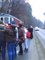 foto video - tramvaiul circulă din nou între sibiu și rășinari. prima cursă, cu peripeții
