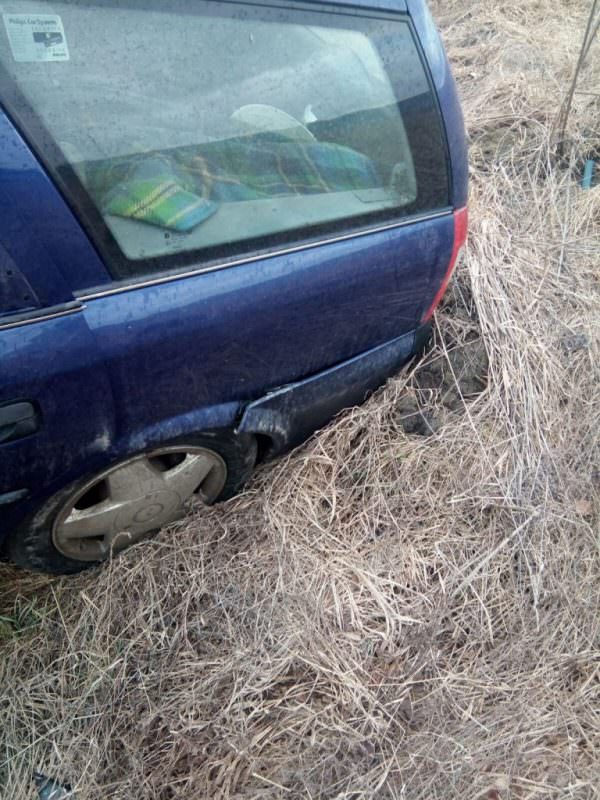 foto accident cu doi răniți, miercuri dimineața, între cristian și orlat