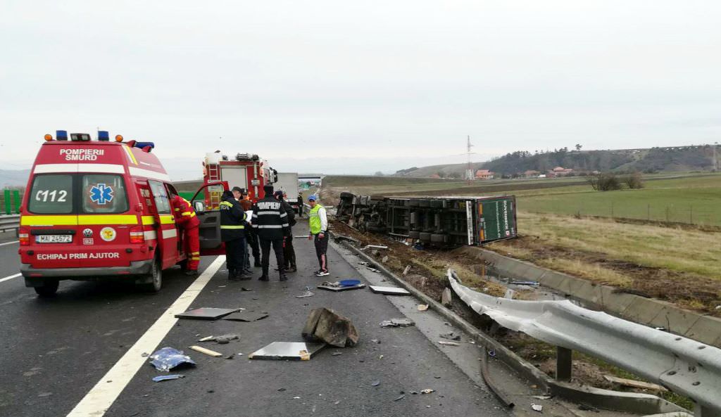 foto – accident grav pe autostrada sibiu – orăștie. o persoană rănită