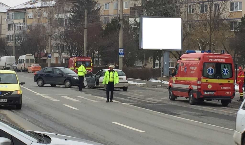 foto - accident pe strada rahovei. un șofer este rănit