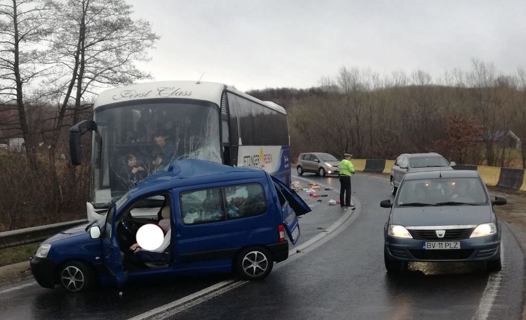 video foto accident pe dn1 în zona hula bradului. o femeie a murit