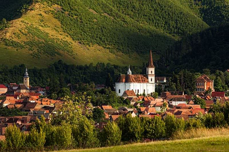 Rășinariul- într-un top al celor mai frumoase sate din România