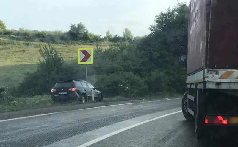 foto accident la șura mare. trafic alternativ