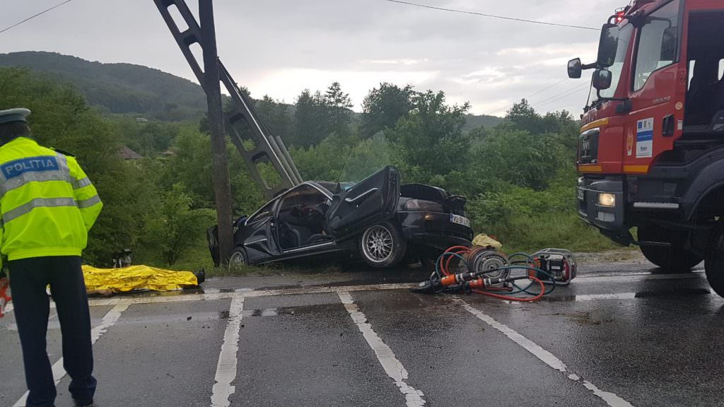 foto - accident mortal pe dn7 pe sensul sibiu - pitești