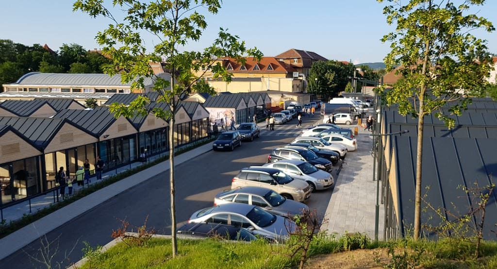 foto s-a deschis habermann markt. arată bine, dar sunt puține magazine