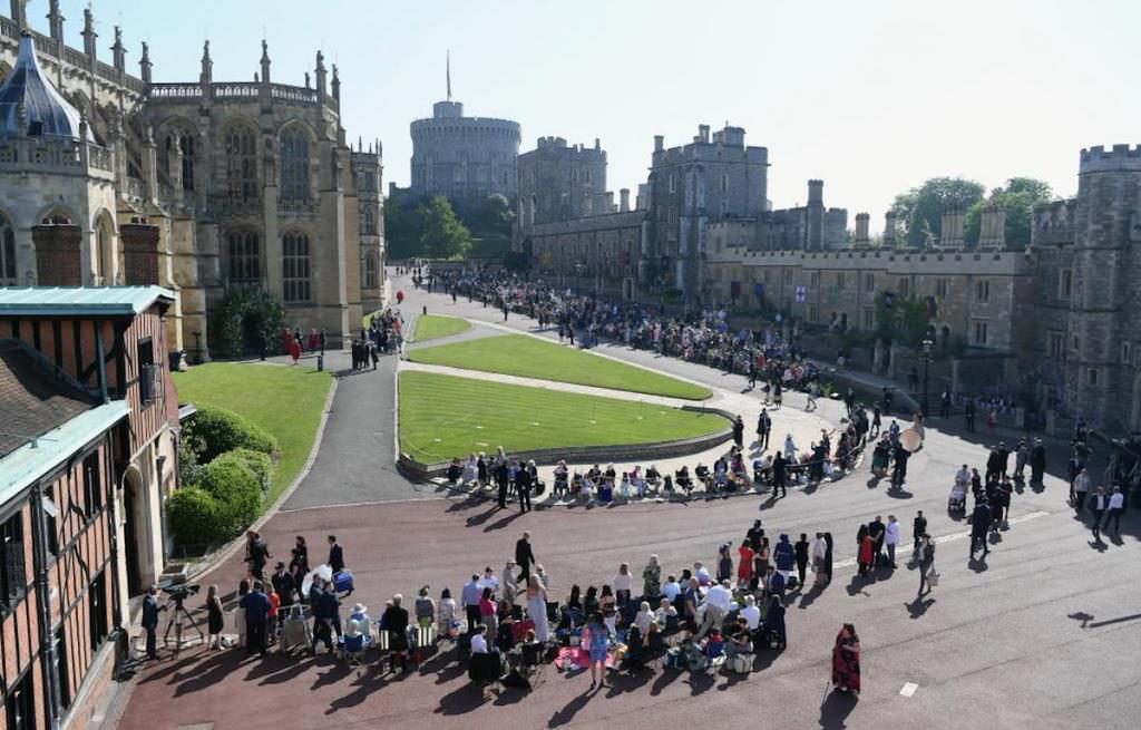 VIDEO FOTO Nuntă ca în povești în Marea Britanie. Prinţul Harry şi Meghan Markle s-au căsătorit