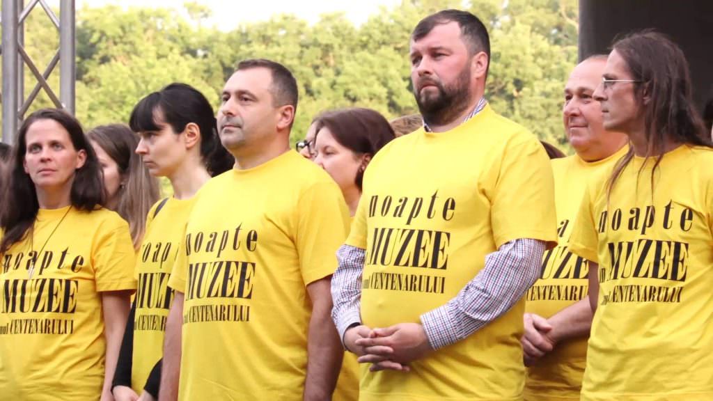 foto - protest la noaptea muzeelor la sibiu - ’’merităm normalitate!’’