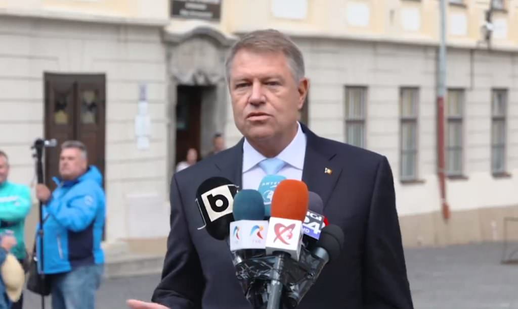 video - iohannis la sibiu: sunt hotărât să candidez pentru încă un mandat de președinte