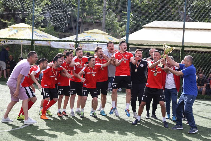 cupa româniei la minifotbal, câștigată de o echipă din bucurești. juventus sibiu, pe locul 2