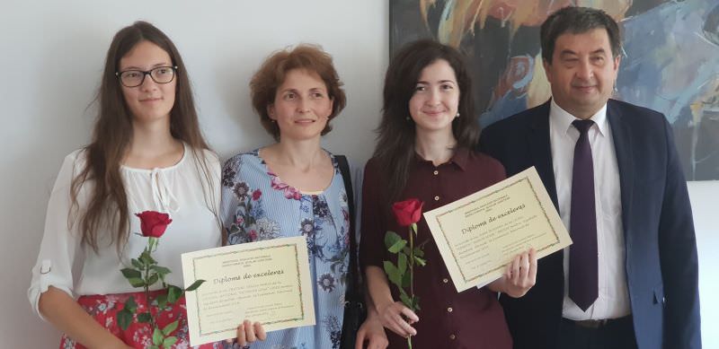 VIDEO FOTO Sibiencele de 10 la Bac ale Sibiului - De ce nu au mers la Untold si ce premii au primit de la ISJ