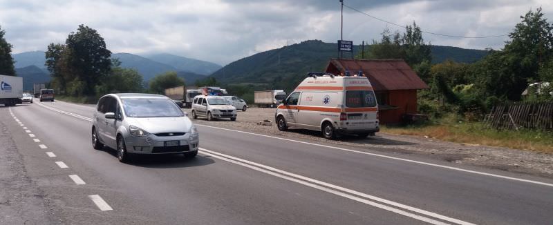 foto accident pe dn7 la boița - copil lovit de o mașină