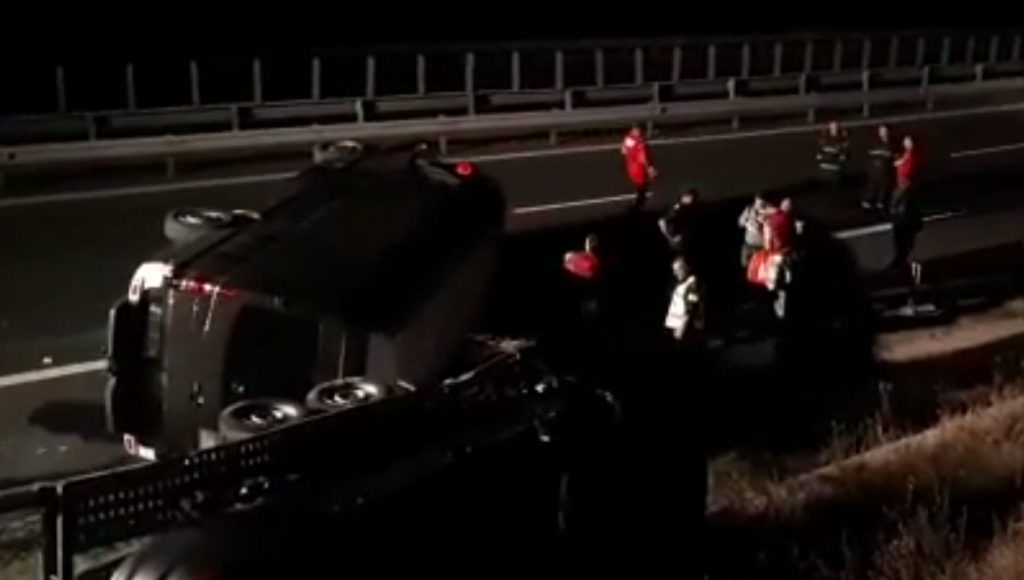 video - accident pe autostrada sibiu - orăștie. trei persoane rănite