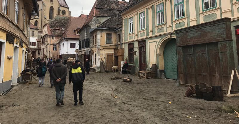 FOTO Sibiu - platou de filmare pentru o reclamă la o mașină de lux