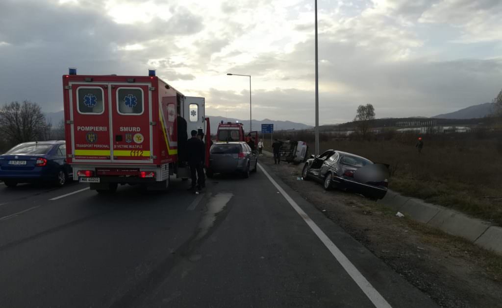 foto accident la mohu - cinci persoane rănite pe dn1