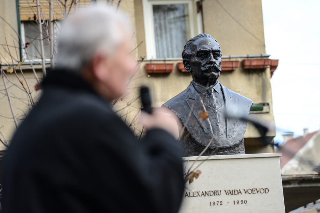 foto bustul lui alexandru vaida voevod, dezvelit în parcul astra