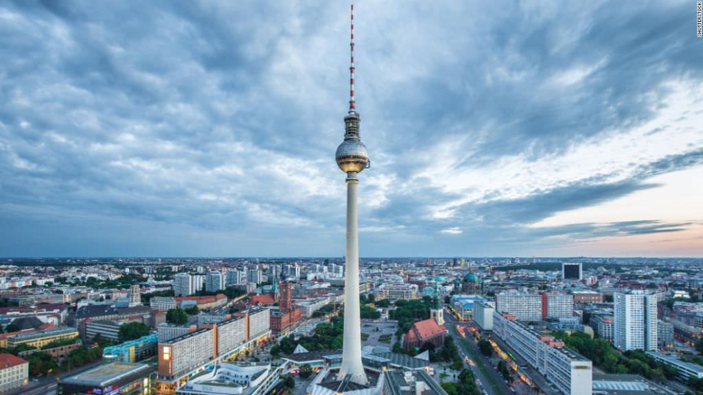 sașii din românia, denigrați la berlin