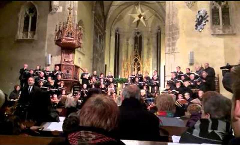 concerte de crăciun la biserica reformată din sibiu cu corul bach